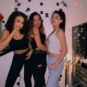 Meet your Posher, Edmina